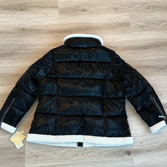 MICHAEL MICHAEL KORS
Women's Plus Size Faux-Shearling Shine Puffer Coat - Picture 10 of 11